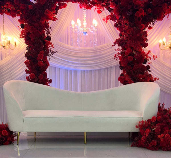 Luna curved sofa