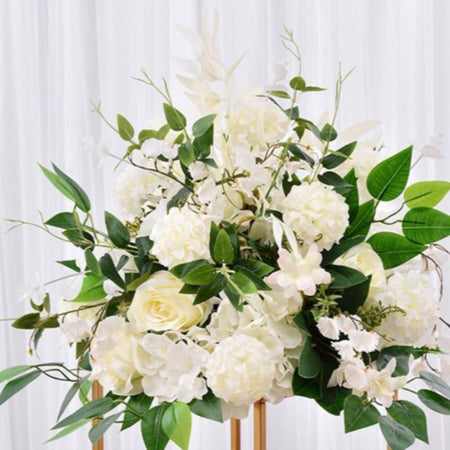 Floral Centrepiece poppy white angel
