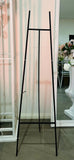 Easel- Black