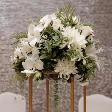 Floral centrepiece - Peach & Ivory