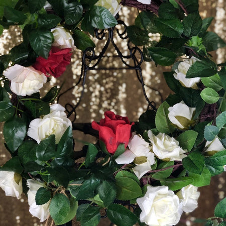 Floral centrepiece - Maroon & Ivory