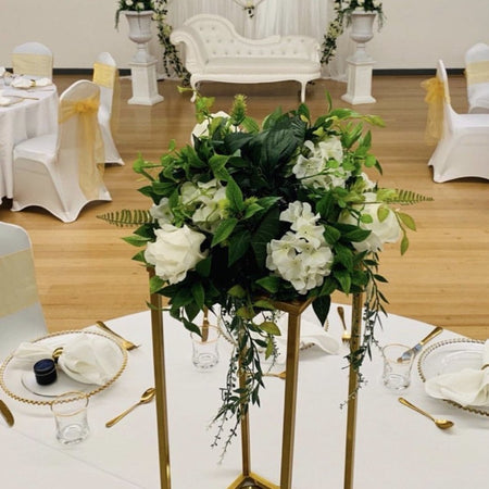 Centrepiece metal round