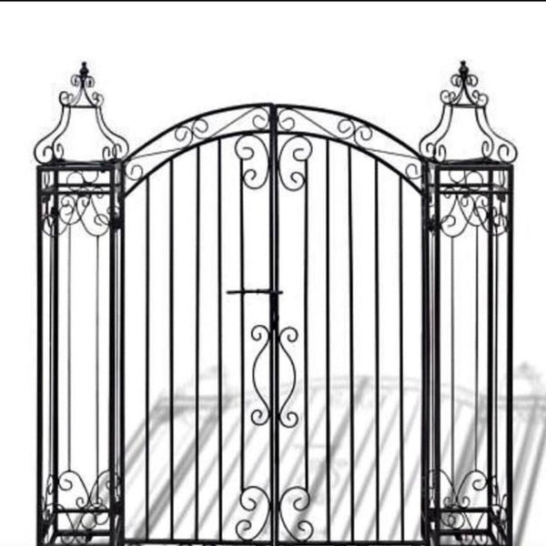 Ornamental Garden Gate - Prop