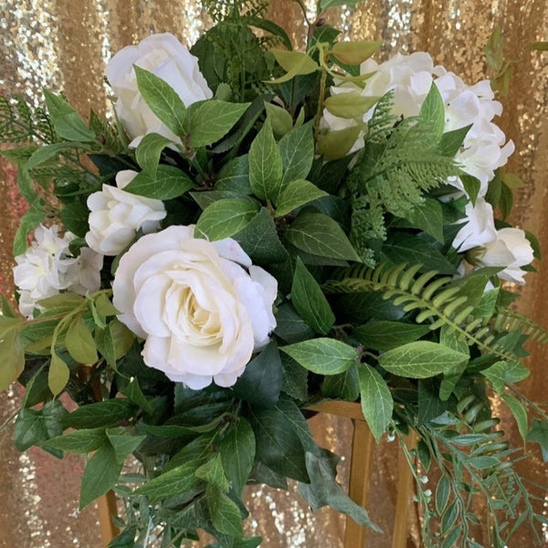 Floral centrepiece -white&green