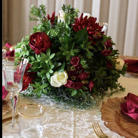 Floral centrepiece -white&green